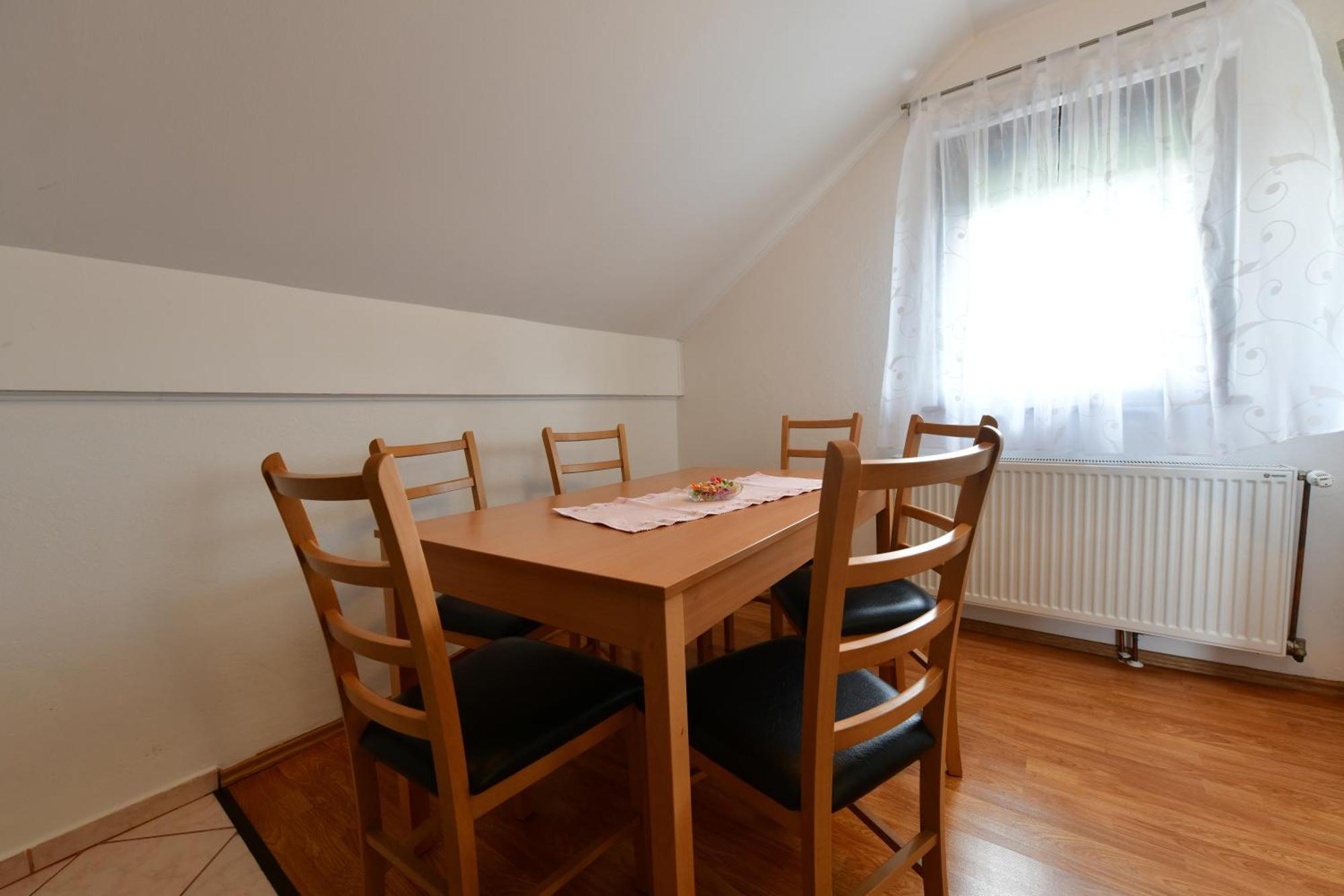 Apartment Ivano Rakovica Eksteriør bilde
